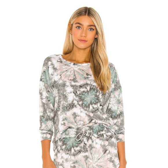 NEW Onzie x Revolve Lightweight Sweatshirt Size MEDIUM/LARGE Tie Dye‎ High Low - Picture 5 of 7